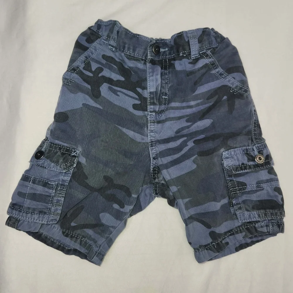 Boys Clothing Lot of 7 Adidas PUMA Marvel Shirts & Shorts Size 4
